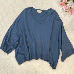 MICHAEL Michael Kors Blue V-Neck Dolman Wide-Sleeve Sweater, Size M